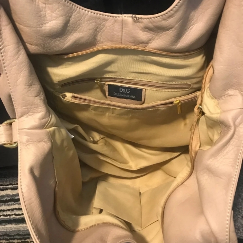 Dolce & Gabanna Purse - Picture 6 of 16